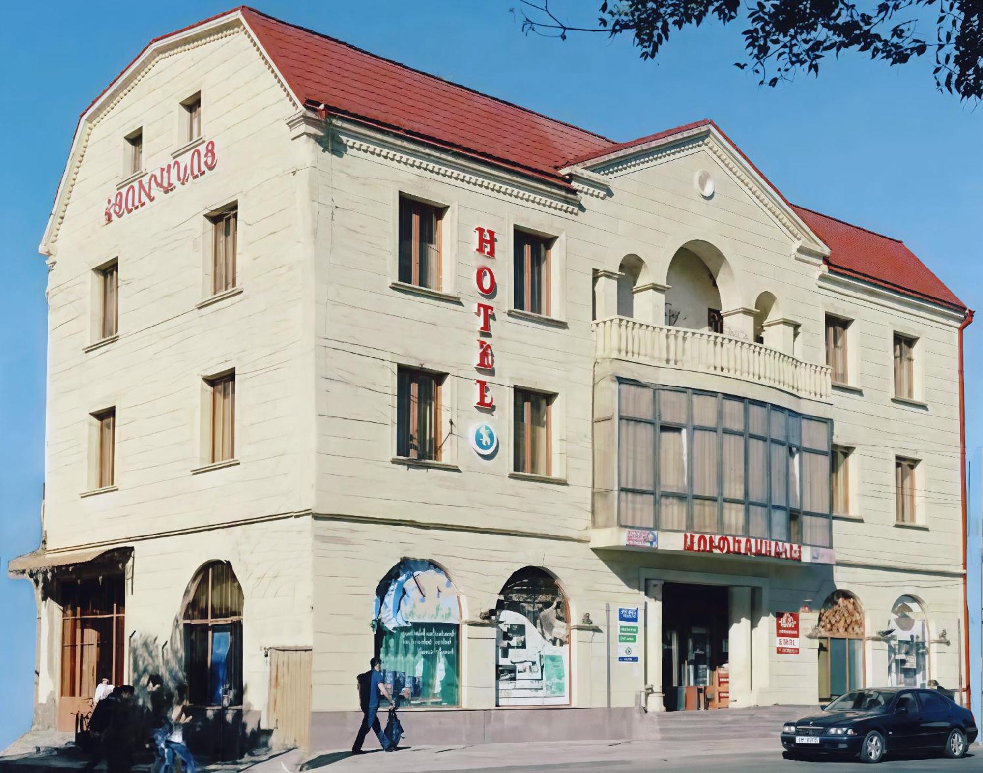 Sd Hotel Erevan Esterno foto